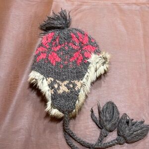 American Eagle trapper hat
